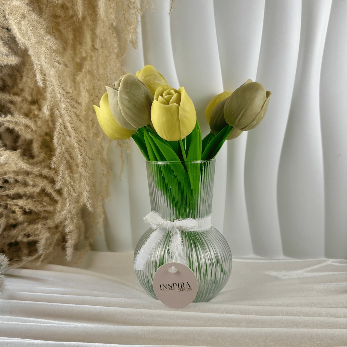 Ramo de Tulipanes Aromáticos en Cera de Soya con Florero